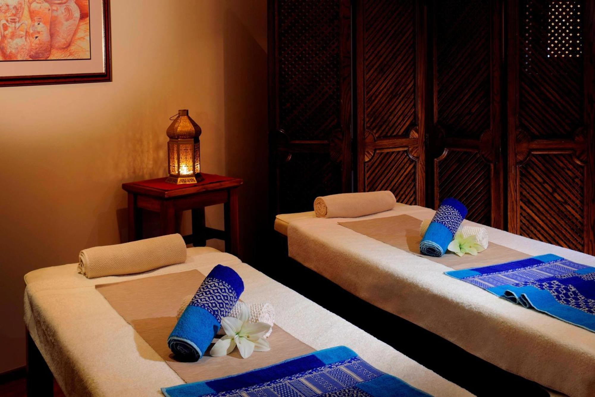 Petra Marriott Hotel Wadi Musa Exteriör bild