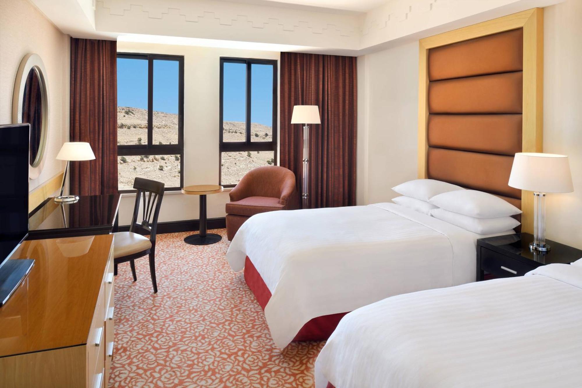 Petra Marriott Hotel Wadi Musa Exteriör bild