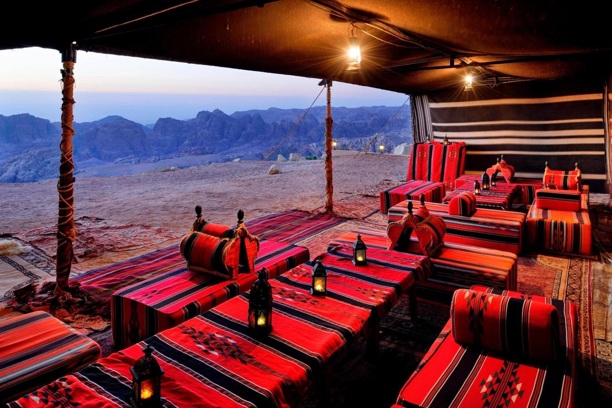 Petra Marriott Hotel Wadi Musa Exteriör bild